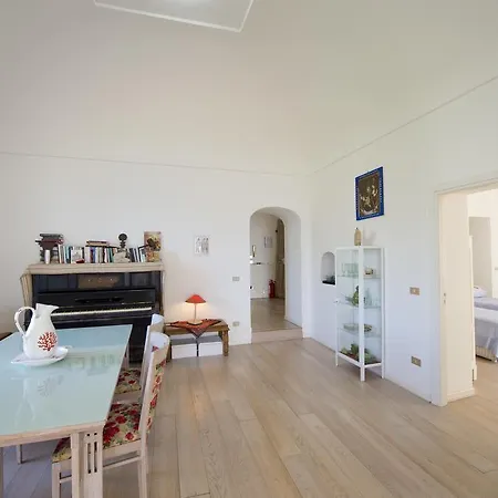 Zezelio Holiday home Praiano