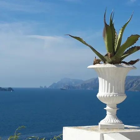 Holiday home Zezelio Praiano