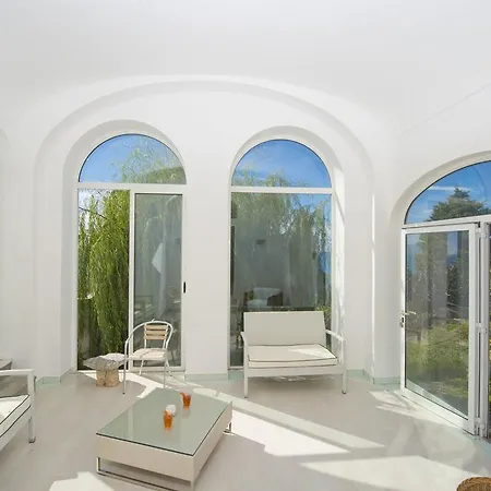 Zezelio Holiday home *